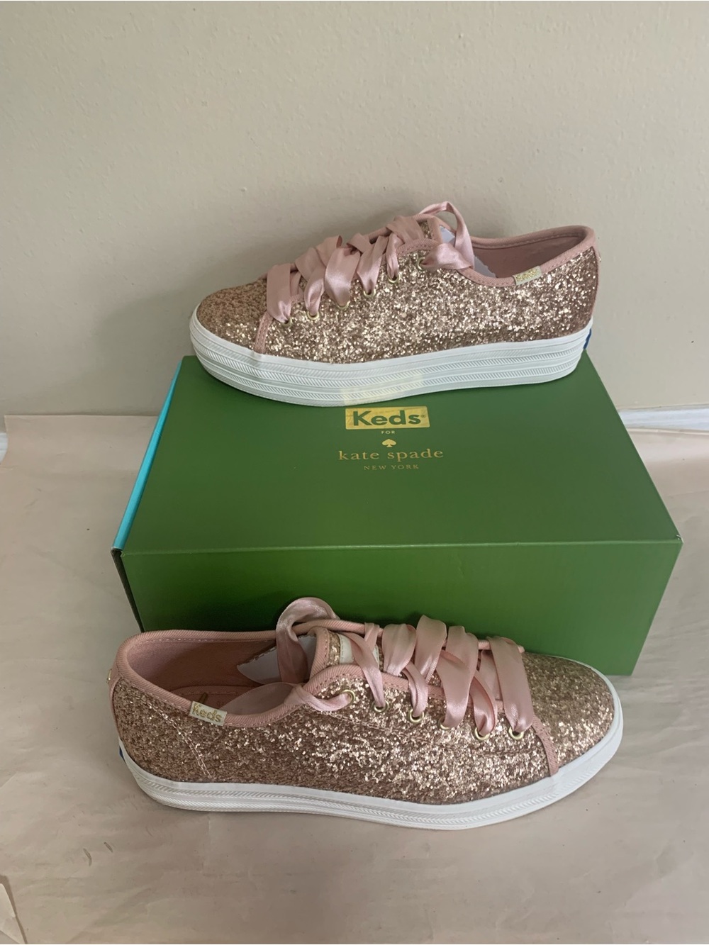 Keds X Kate Spade Glitter Sneakers Pink Rose Gold Size 6.5 Shoes W/ Original Box - Picture 3 of 12